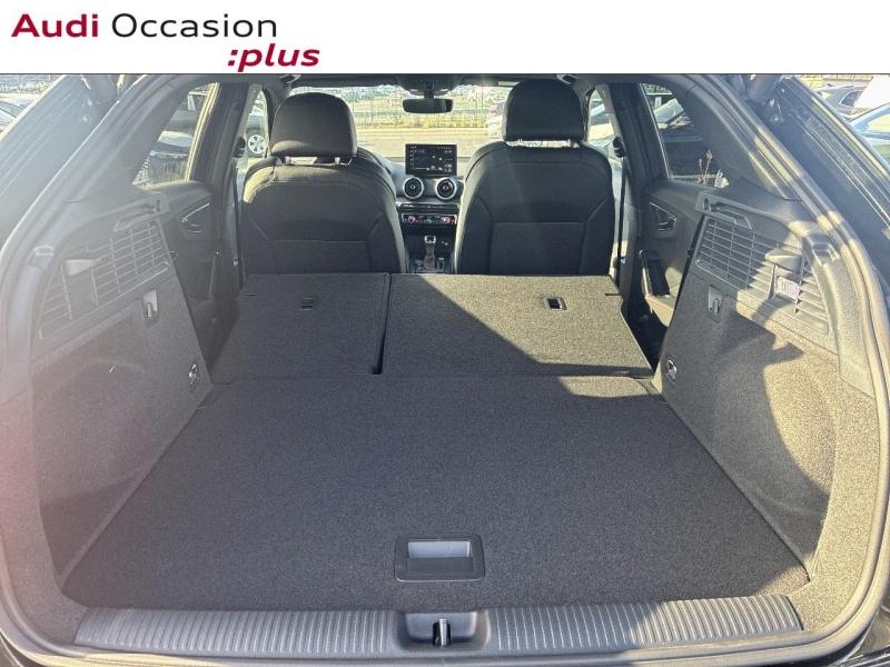 Voitures occasions Audi Q2 S line Paris