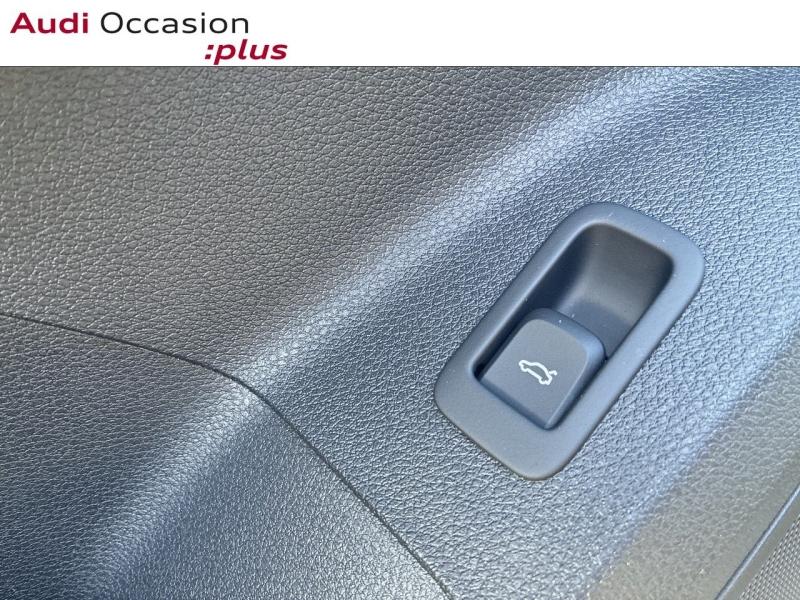 Voitures occasions Audi Q2 S line Paris