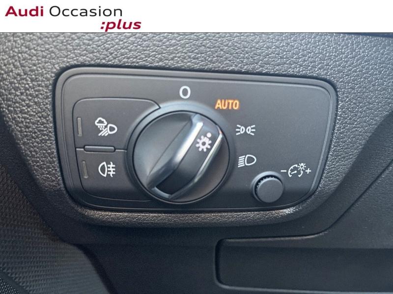 Voitures occasions Audi Q2 S line Paris