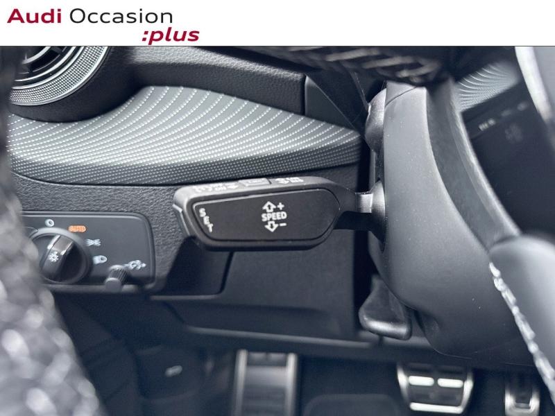 Voitures occasions Audi Q2 S line Paris