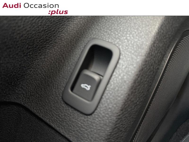 Voitures occasions Audi Q2 S line Paris