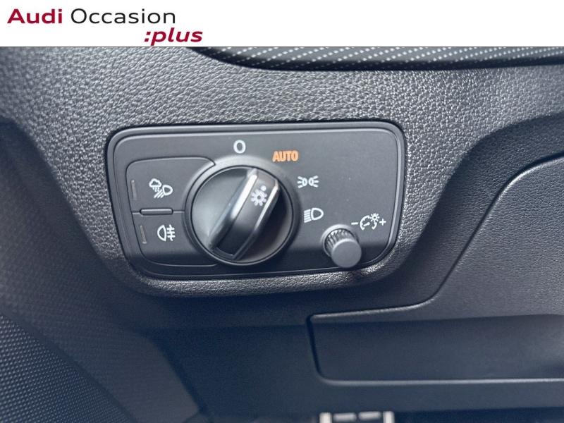 Voitures occasions Audi Q2 S line Paris