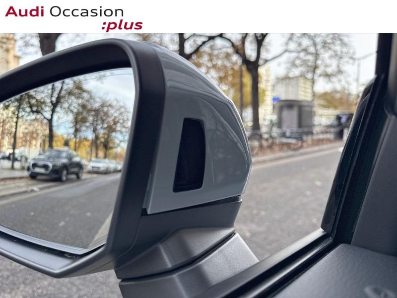 Voitures occasions Audi Q2 S line Paris