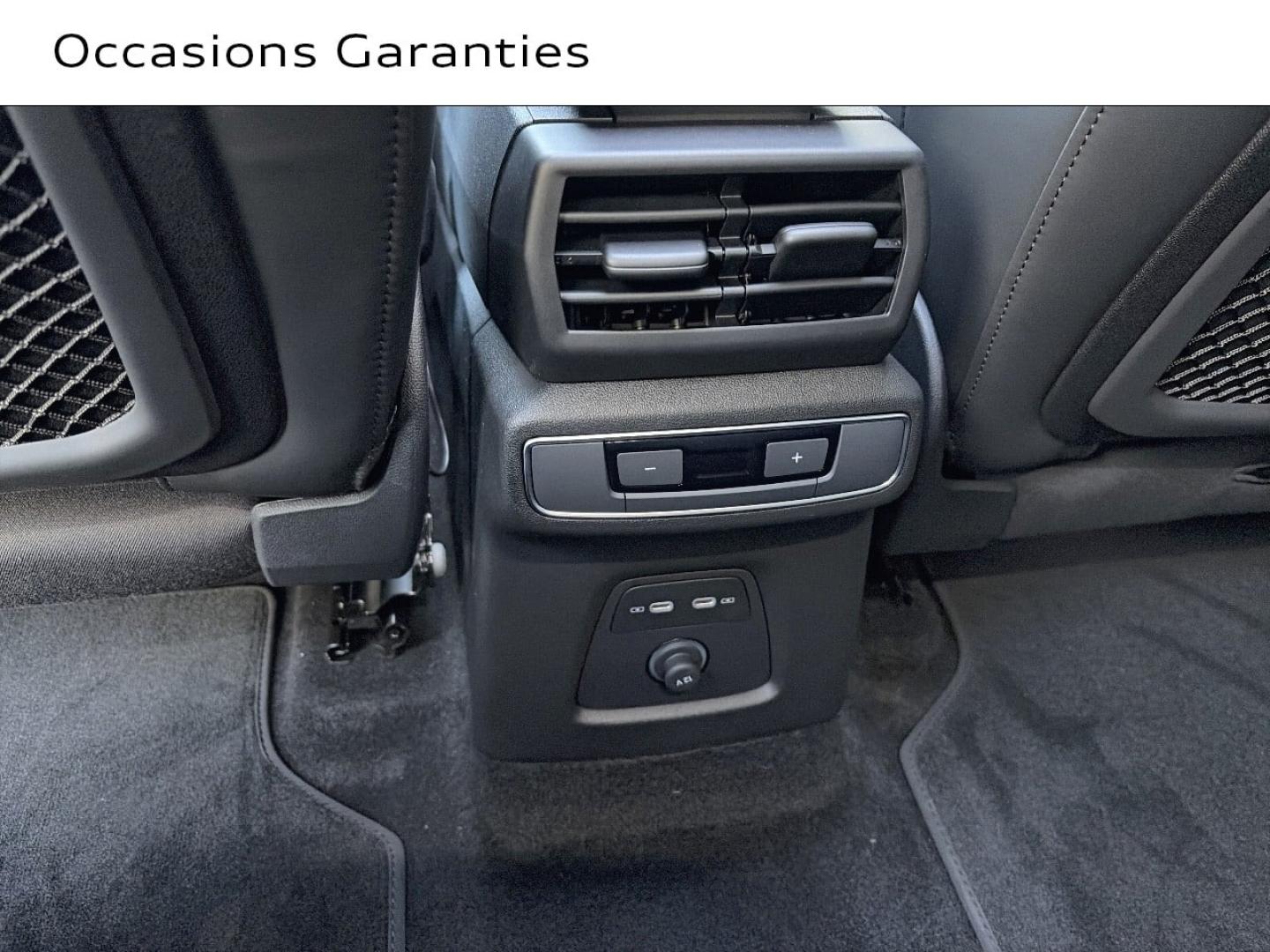Voitures occasions Audi Q4 Sportback e-tron Base Paris