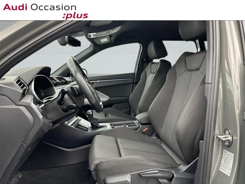 Voitures occasions Audi Q3 Design Saint-Thibault-des-Vignes
