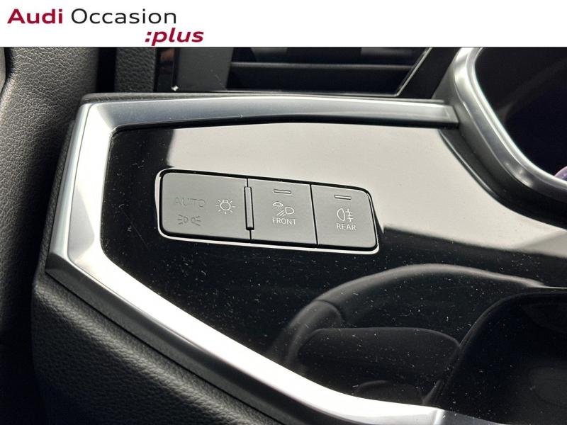 Voitures occasions Audi Q3 Design Saint-Thibault-des-Vignes