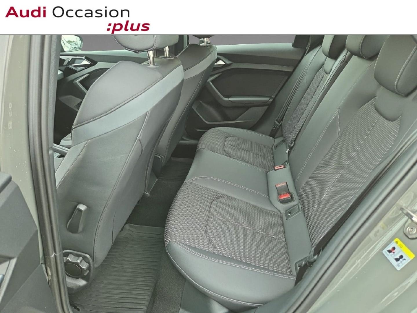 Voitures occasions Audi A1 Sportback S line Saint-Thibault-des-Vignes