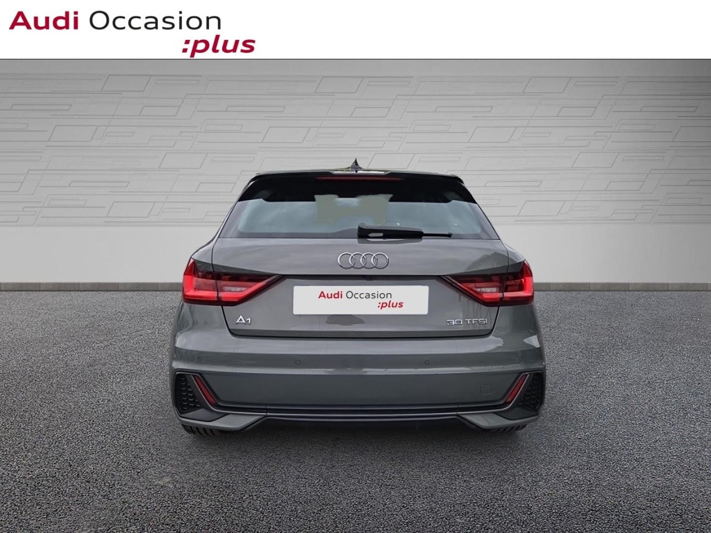 Voitures occasions Audi A1 Sportback S line Saint-Thibault-des-Vignes
