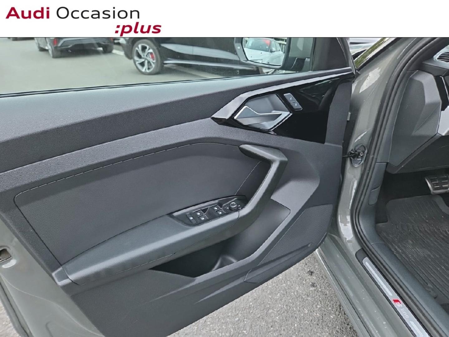 Voitures occasions Audi A1 Sportback S line Saint-Thibault-des-Vignes