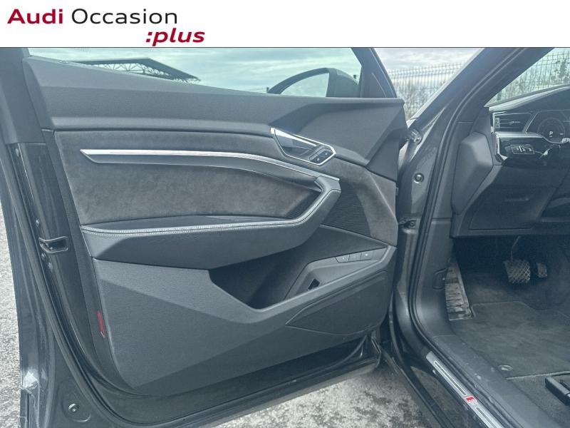 Voitures occasions Audi E-TRON S Line Saint-Thibault-des-Vignes