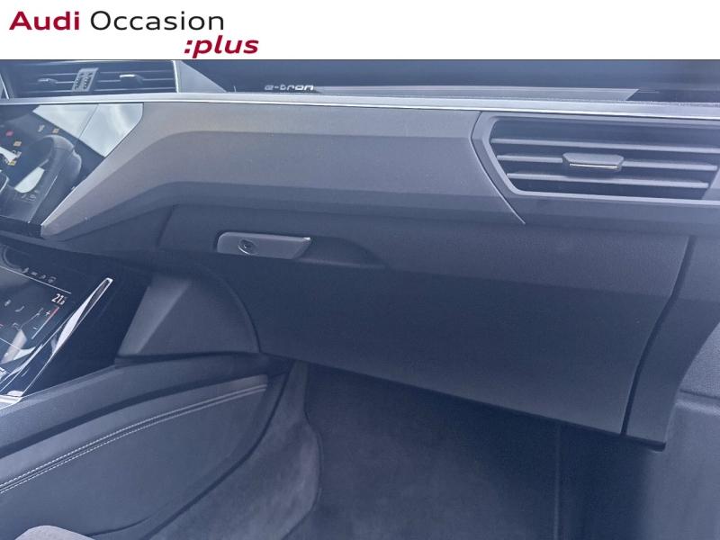 Voitures occasions Audi E-TRON S Line Saint-Thibault-des-Vignes