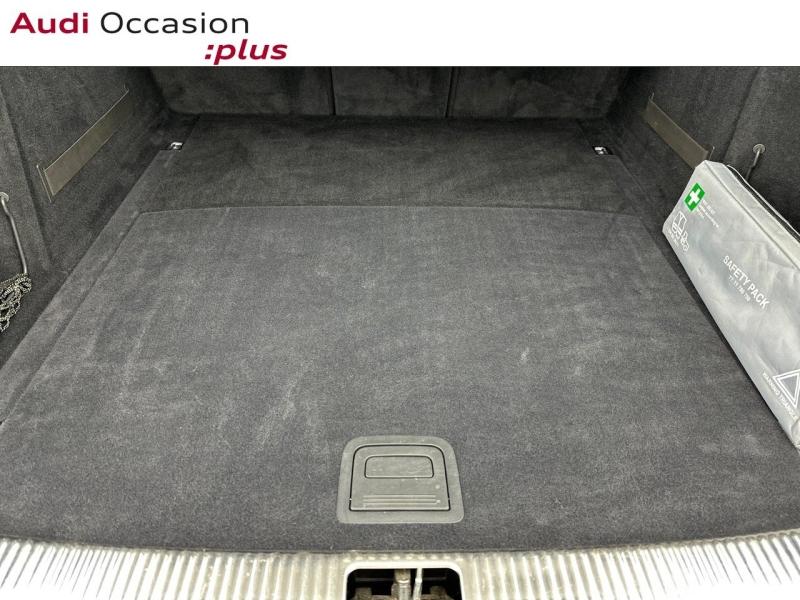 Voitures occasions Audi A4 Avant S line Saint-Thibault-des-Vignes