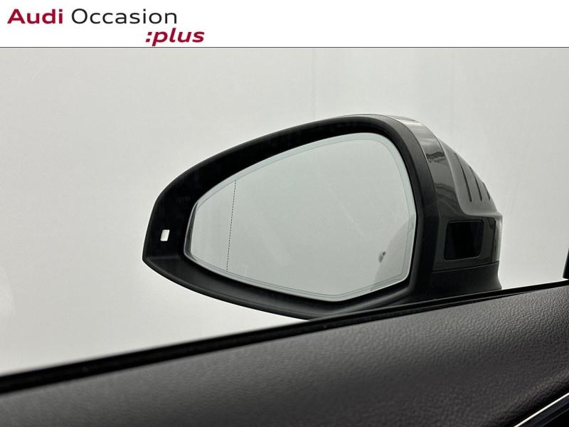 Voitures occasions Audi A4 Avant S line Saint-Thibault-des-Vignes