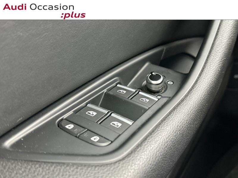 Voitures occasions Audi A4 Avant S line Saint-Thibault-des-Vignes