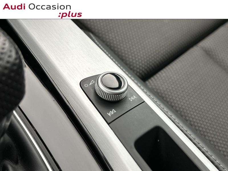 Voitures occasions Audi A4 Avant S line Saint-Thibault-des-Vignes