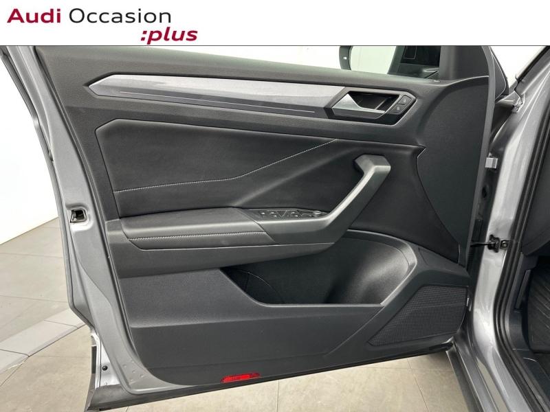 Voitures occasions VOLKSWAGEN T-ROC Style Saint-Thibault-des-Vignes