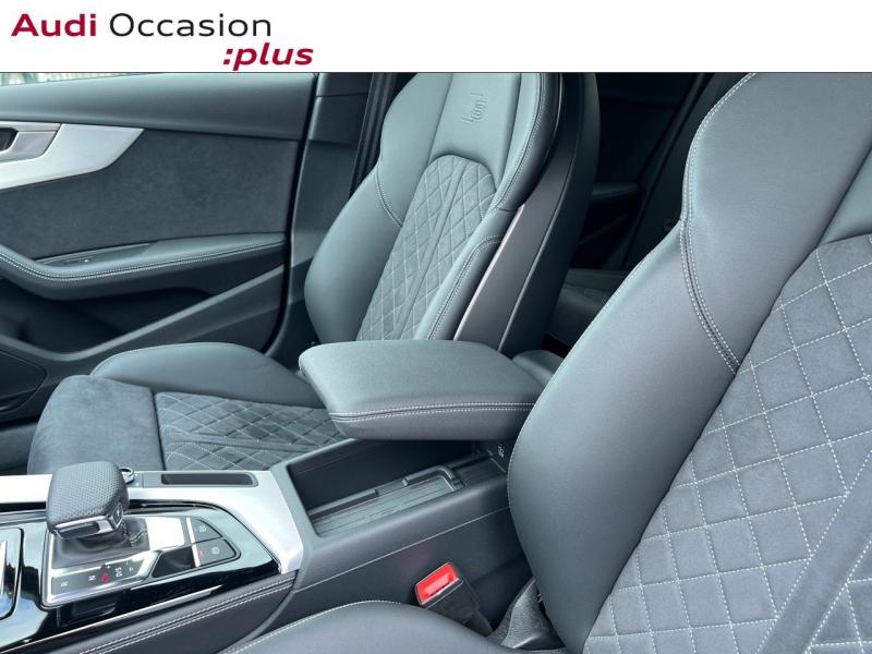 Voitures occasions Audi A4 Competition Saint-Thibault-des-Vignes