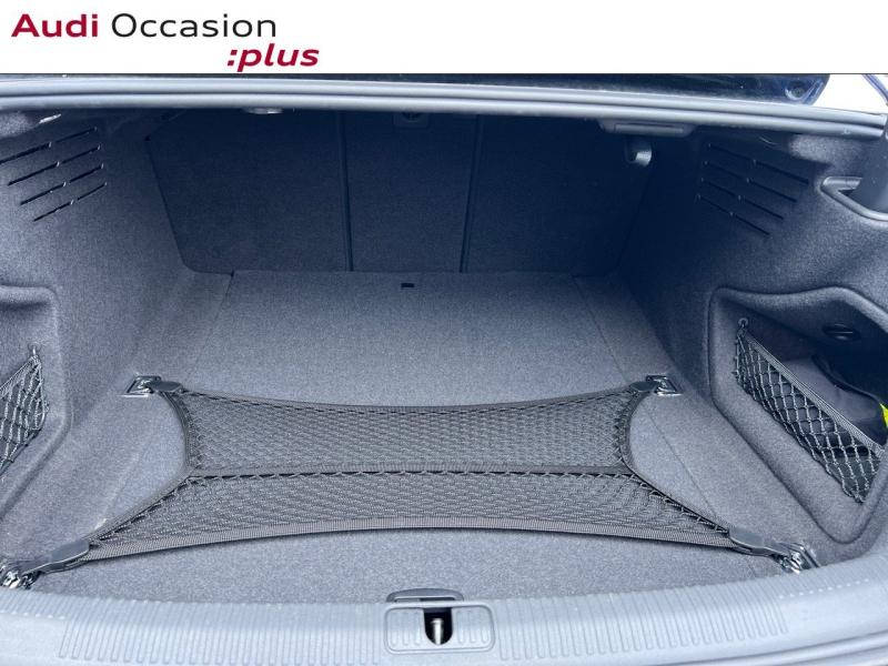 Voitures occasions Audi A4 Competition Saint-Thibault-des-Vignes