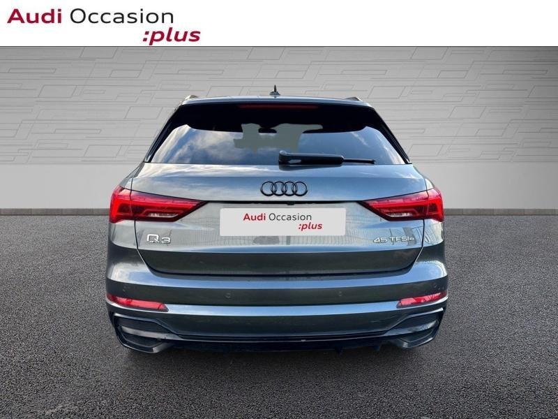 Voitures occasions Audi Q3 S line Saint-Thibault-des-Vignes