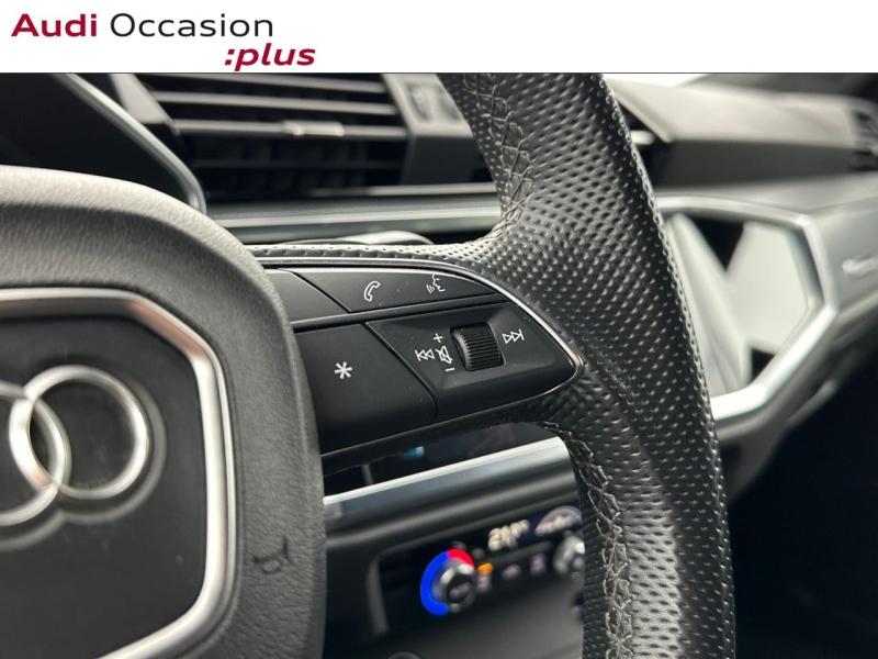Voitures occasions Audi Q3 S line Saint-Thibault-des-Vignes