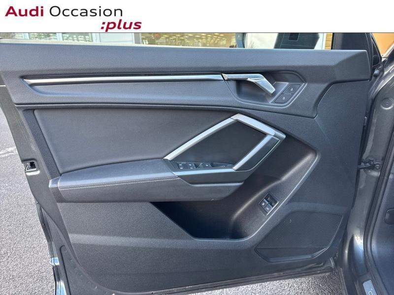 Voitures occasions Audi Q3 S line Saint-Thibault-des-Vignes
