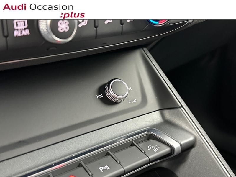 Voitures occasions Audi Q3 S line Saint-Thibault-des-Vignes