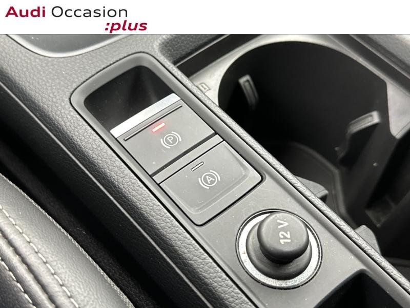 Voitures occasions Audi Q3 S line Saint-Thibault-des-Vignes