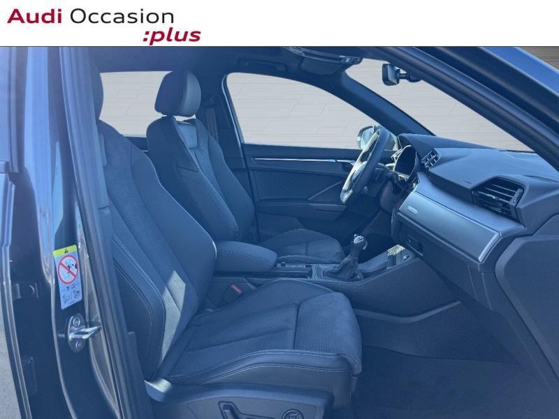 Voitures occasions Audi Q3 S line Saint-Thibault-des-Vignes