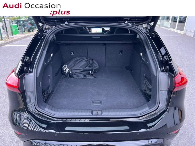 Voitures occasions Audi A6 Avant e-tron S line Saint-Thibault-des-Vignes