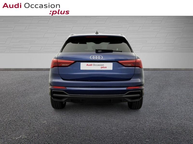 Voitures occasions Audi Q3 S line Saint-Thibault-des-Vignes