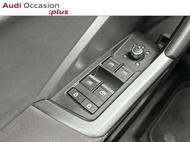 Voitures occasions Audi Q3 S line Saint-Thibault-des-Vignes
