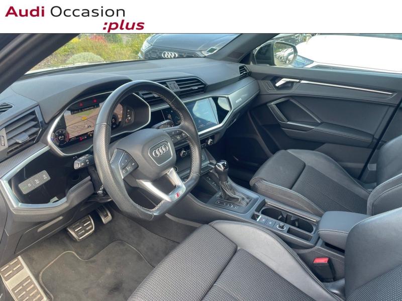 Voitures occasions Audi Q3 S line Saint-Thibault-des-Vignes