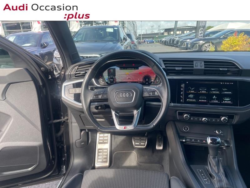 Voitures occasions Audi Q3 S line Saint-Thibault-des-Vignes