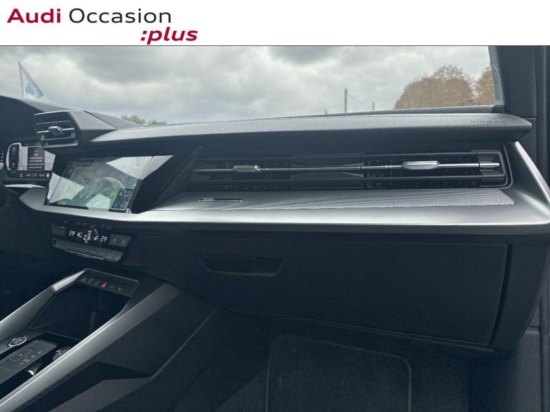 Voitures occasions Audi A3 Berline S line Saint-Thibault-des-Vignes