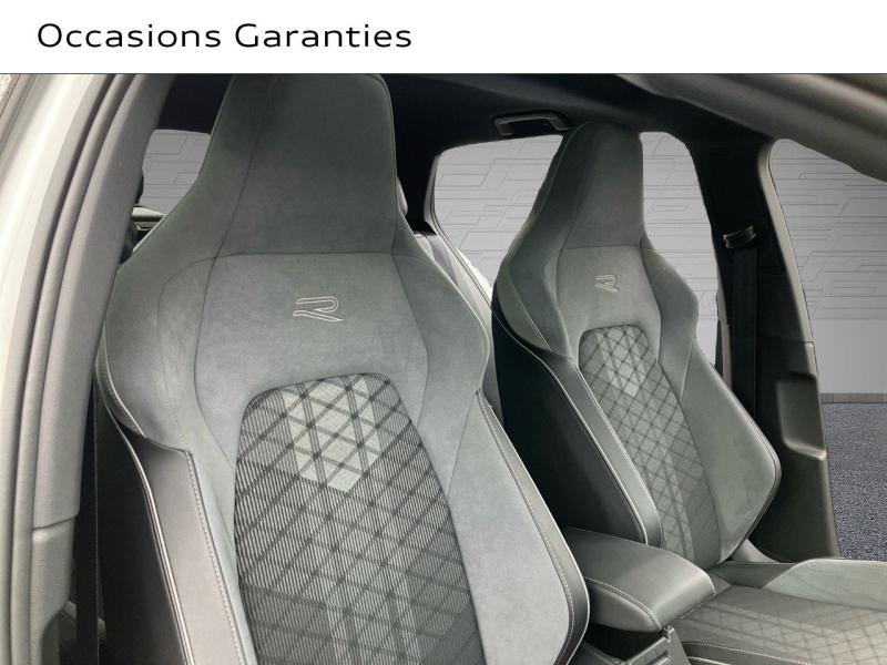 Voitures occasions VOLKSWAGEN GOLF R-Line Saint-Thibault-des-Vignes