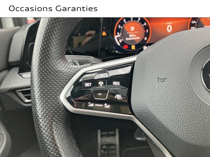 Voitures occasions VOLKSWAGEN GOLF R-Line Saint-Thibault-des-Vignes
