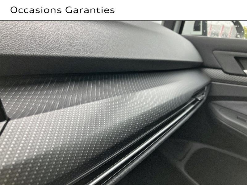 Voitures occasions VOLKSWAGEN GOLF R-Line Saint-Thibault-des-Vignes