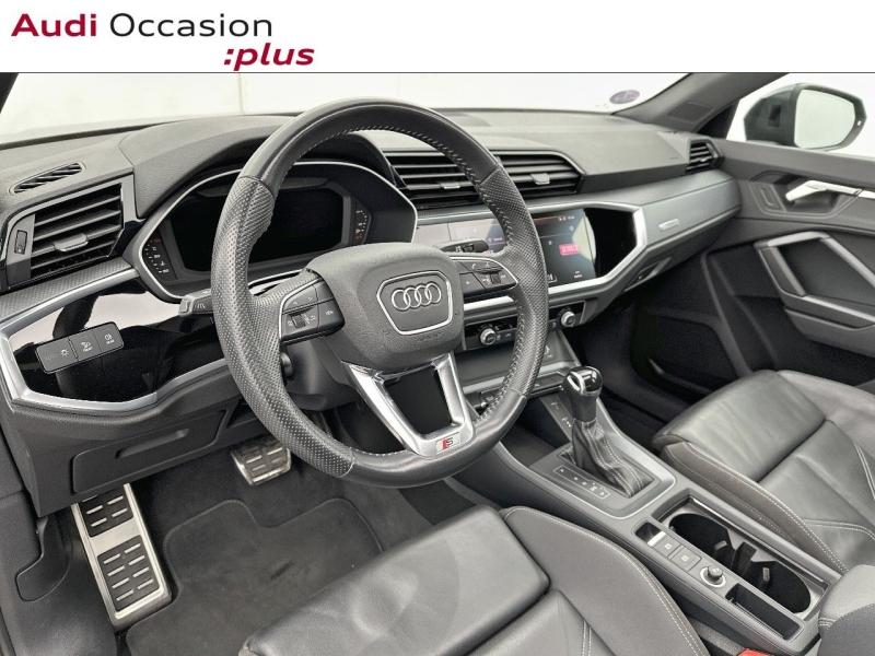 Voitures occasions Audi Q3 S line Saint-Thibault-des-Vignes