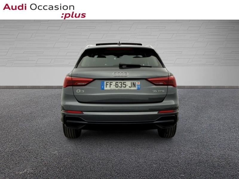 Voitures occasions Audi Q3 S line Saint-Thibault-des-Vignes