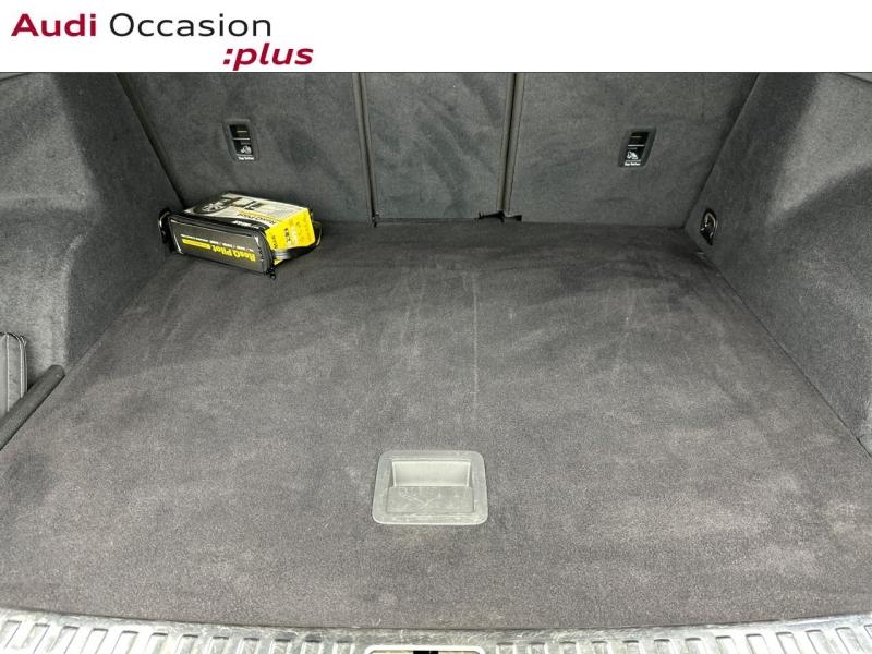 Voitures occasions Audi Q3 S line Saint-Thibault-des-Vignes