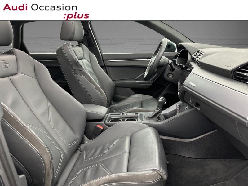 Voitures occasions Audi Q3 S line Saint-Thibault-des-Vignes
