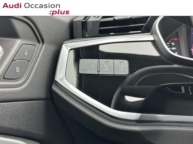 Voitures occasions Audi Q3 S line Saint-Thibault-des-Vignes