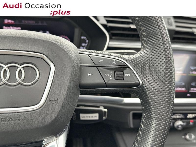 Voitures occasions Audi Q3 S line Saint-Thibault-des-Vignes