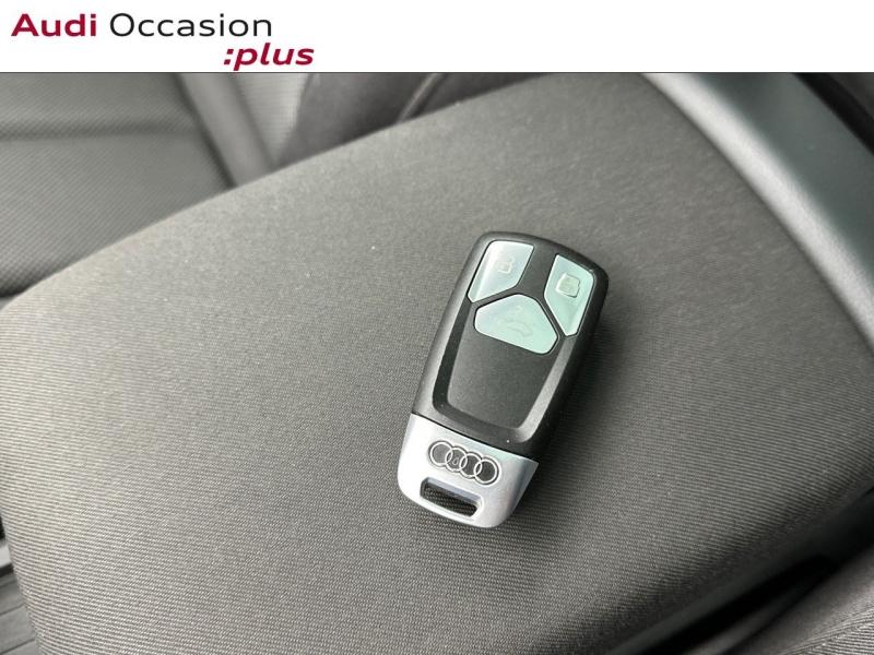 Voitures occasions Audi A4 Avant Business line Saint-Thibault-des-Vignes