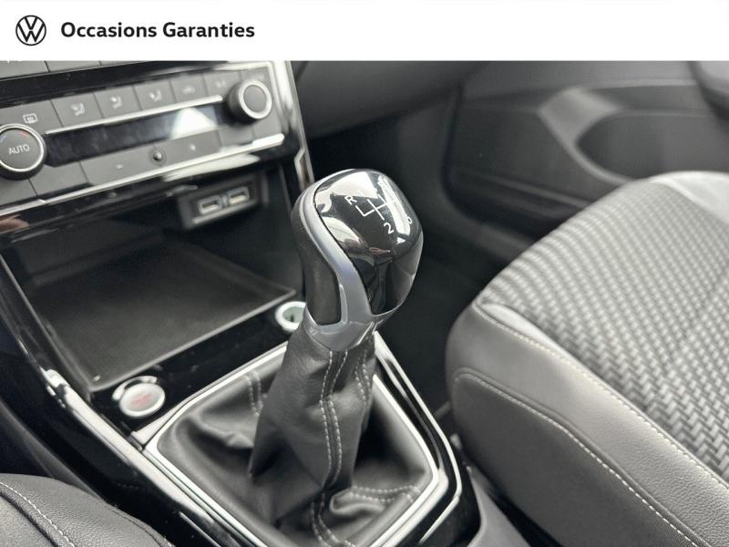 Voitures occasions VOLKSWAGEN T-CROSS R-Line Saint-Thibault-des-Vignes