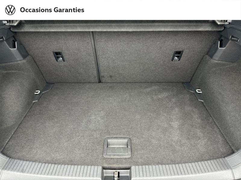 Voitures occasions VOLKSWAGEN T-CROSS R-Line Saint-Thibault-des-Vignes