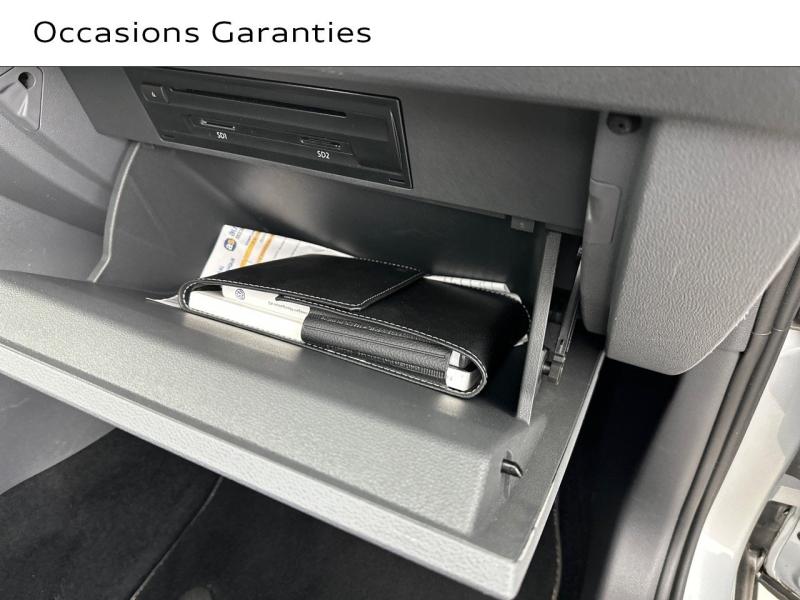 Voitures occasions VOLKSWAGEN T-CROSS R-Line Saint-Thibault-des-Vignes