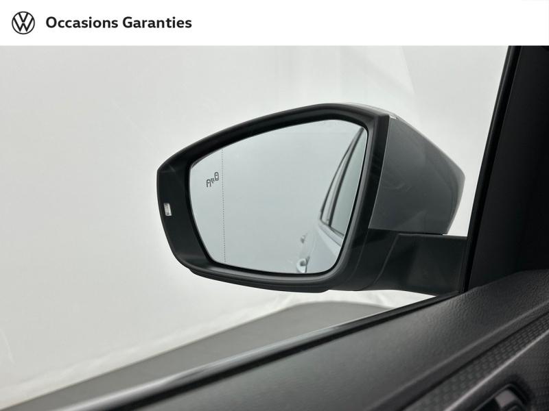 Voitures occasions VOLKSWAGEN T-CROSS R-Line Saint-Thibault-des-Vignes