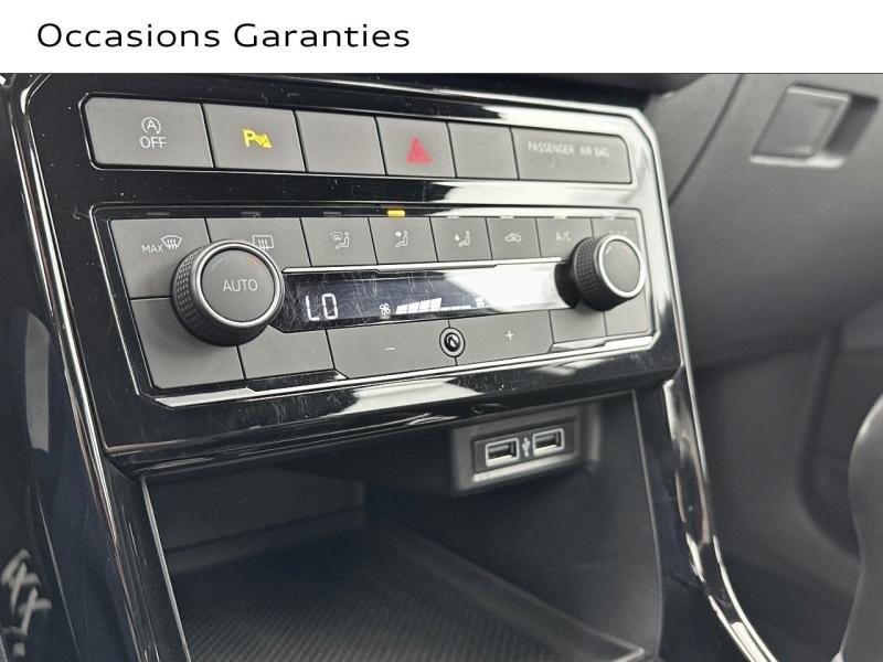 Voitures occasions VOLKSWAGEN T-CROSS R-Line Saint-Thibault-des-Vignes