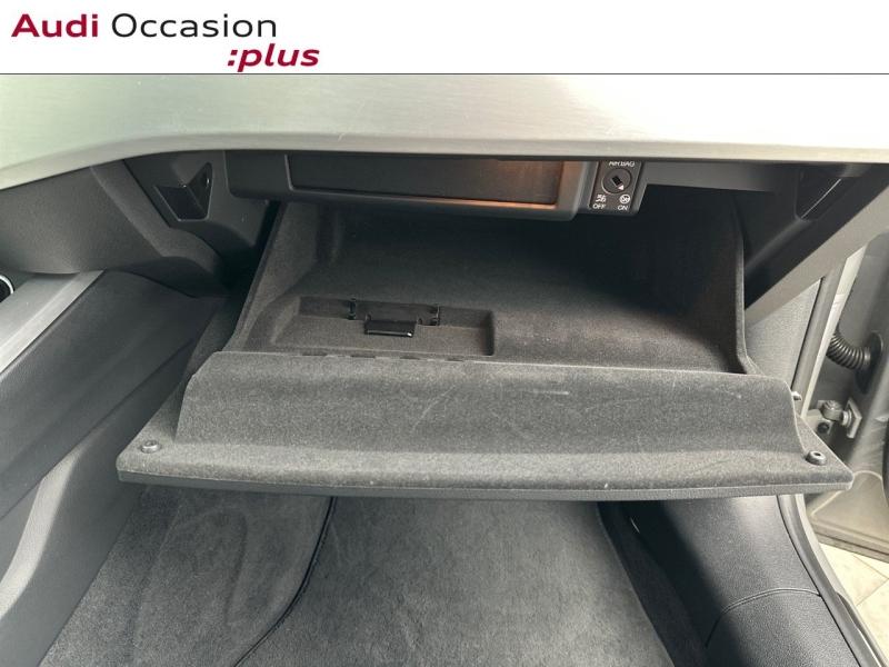 Voitures occasions Audi A5 Cabriolet S line Saint-Thibault-des-Vignes